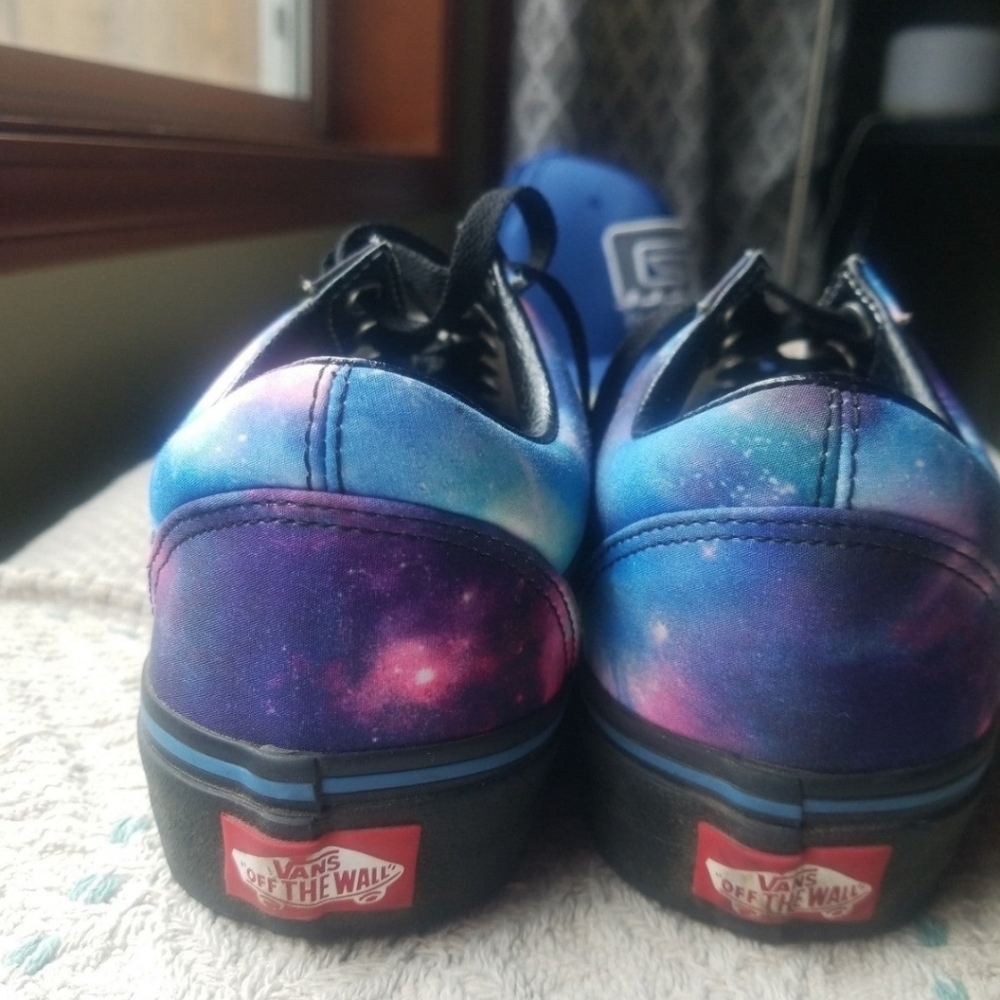 Authentic Galaxy VANS - Picture 4 of 6